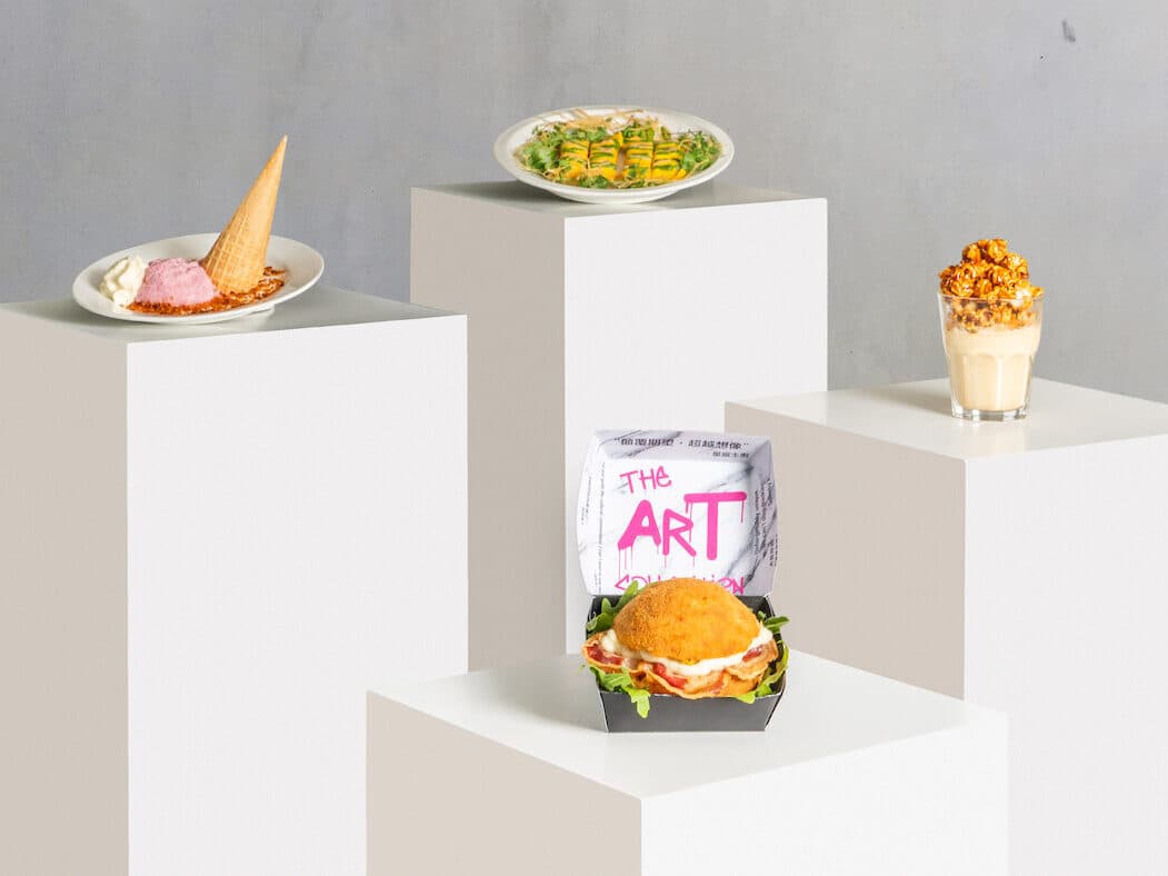 홍콩 Pici의 골때리는 신메뉴 '까르보나라 버거'