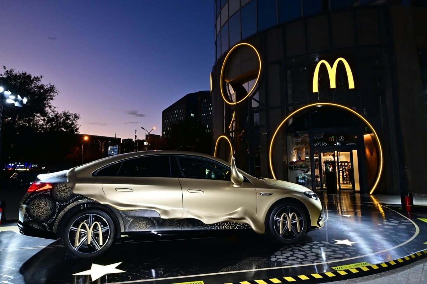 맥도날드처럼 ‘없는 가치’를 빌려와 성공하기